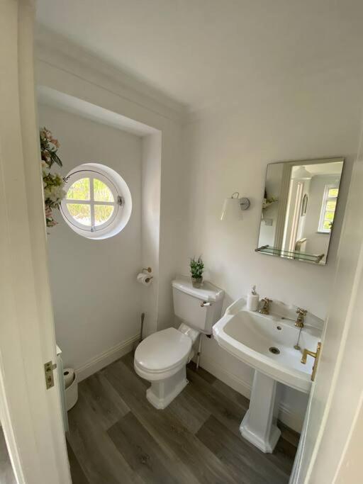 Country Cottage With Private Garden Close To Beach St Mary Bagian luar foto